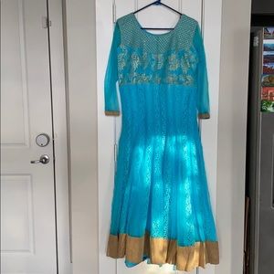 Women’s Long Dress with Matching Pant and Scarf